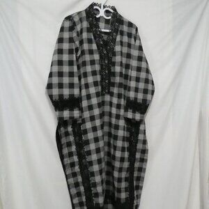 Unbranded | P2P 21.5 inches measured | Plaid and Lace Long Sleeve Dress